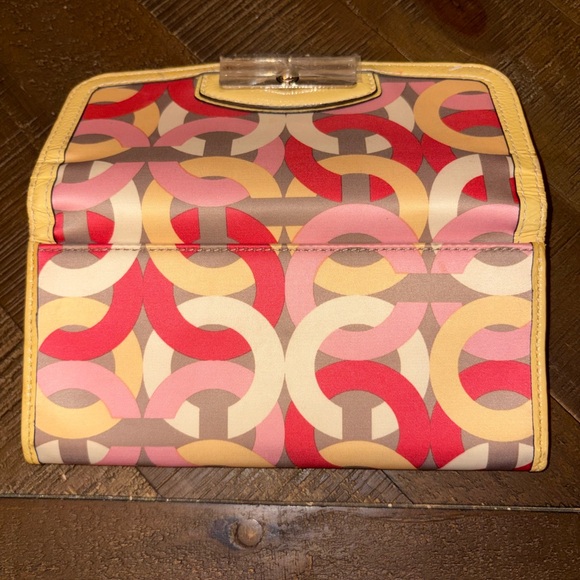 Coach NWT Patent Leather Hobo + Kristin Slim Envelope Wallet Set $559 Retail - Picture 15 of 15